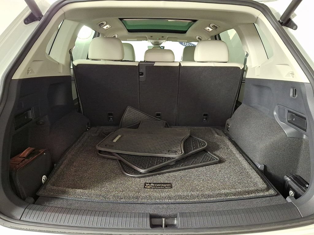 Used 2020 Volkswagen Tiguan SEL AWD/4WD image 30