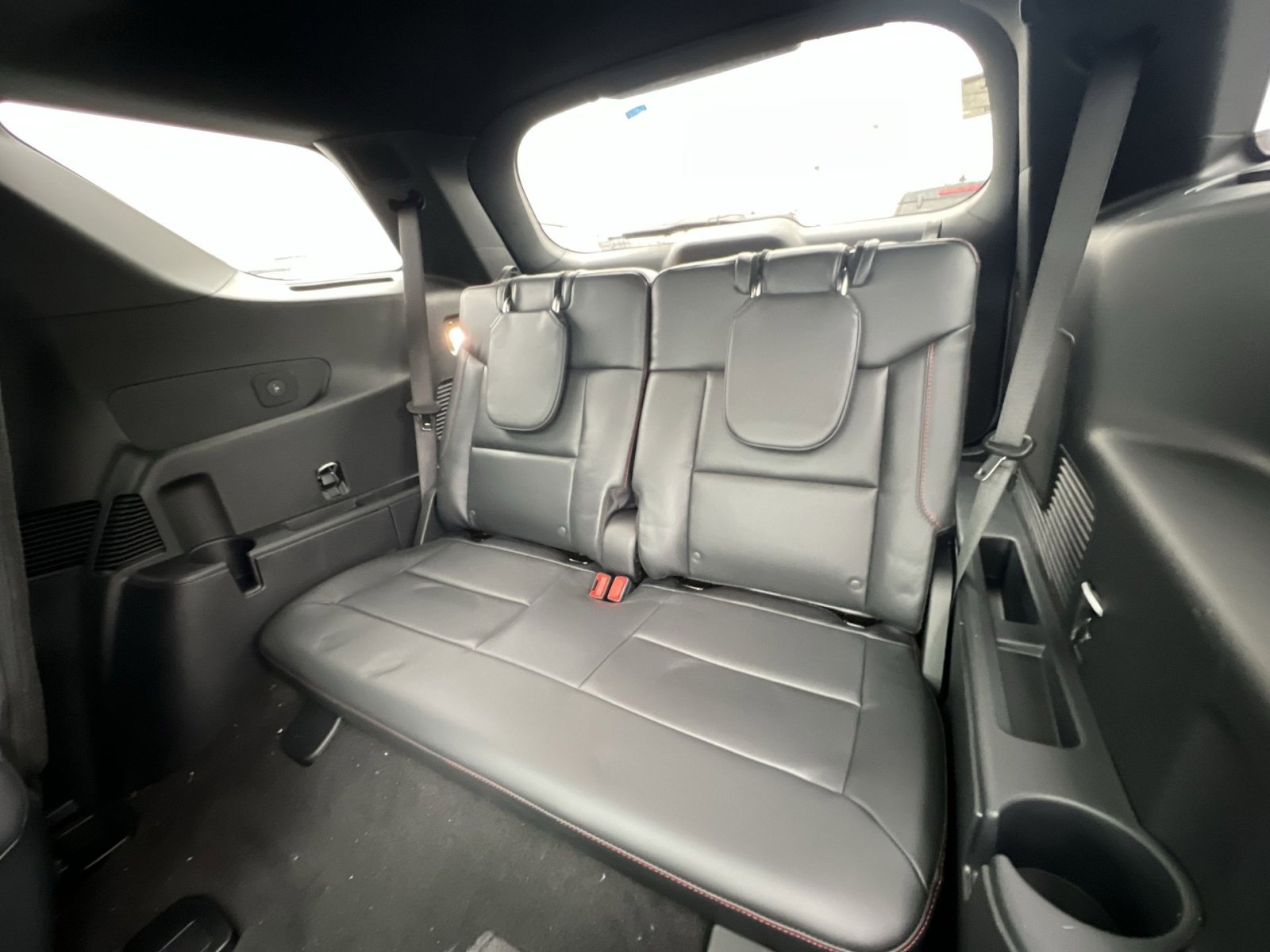 New 2026 Ford Explorer ST-Line w/ ST-Line Street Pack image 26