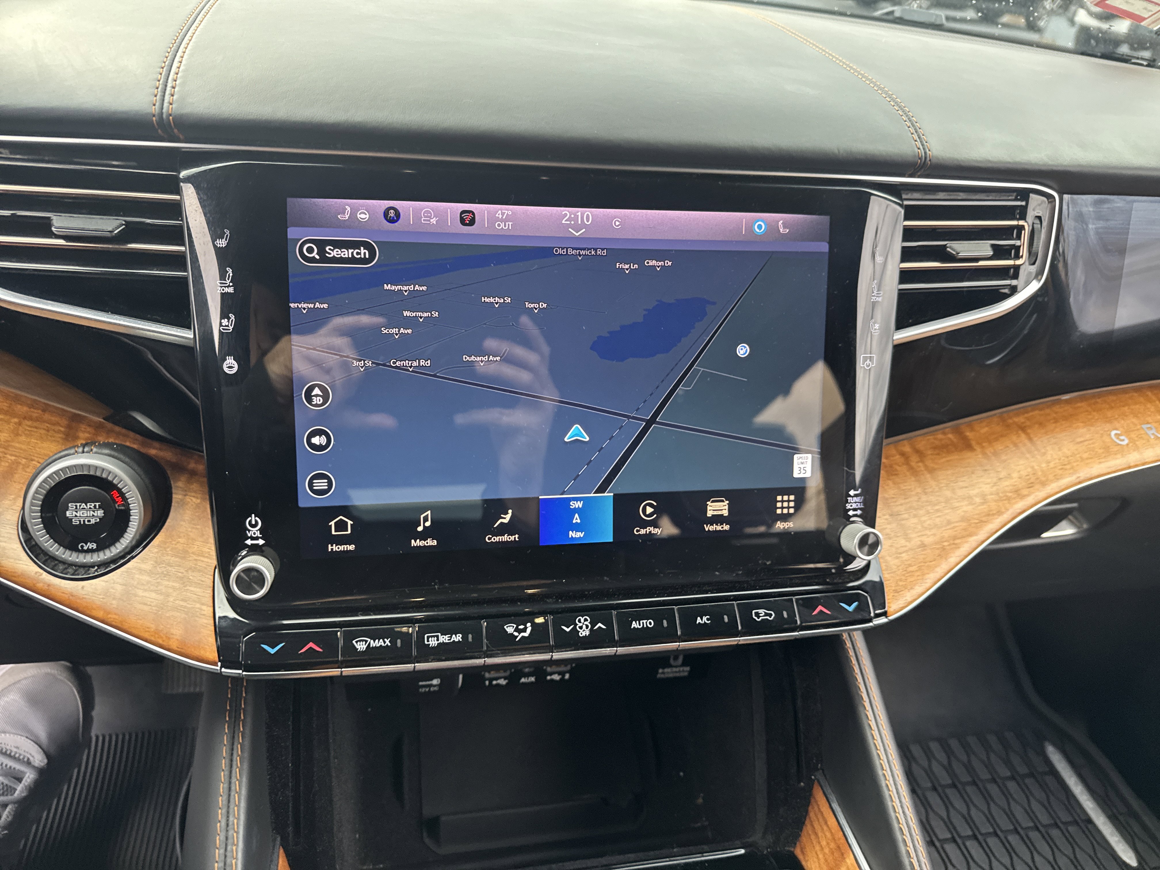 Used 2023 Jeep Grand Wagoneer L Series III image 24