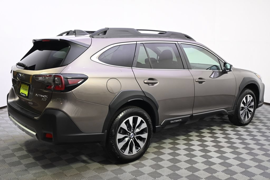 Used 2024 Subaru Outback Limited XT AWD/4WD image 7