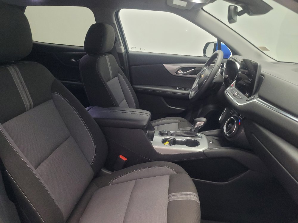 Used 2024 Chevrolet Blazer LT w/ Convenience Package FWD image 21