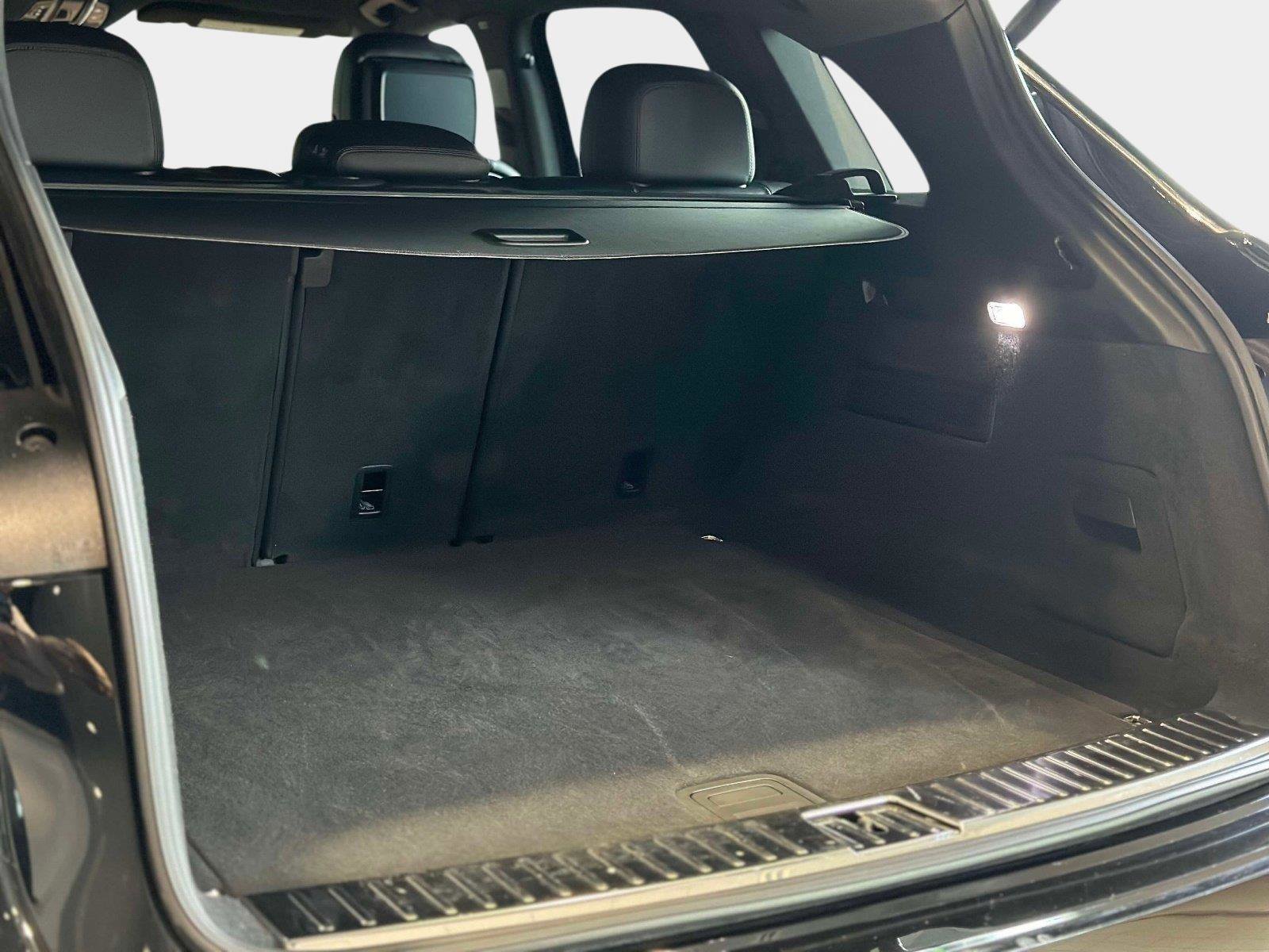 Used 2022 Porsche Cayenne image 13