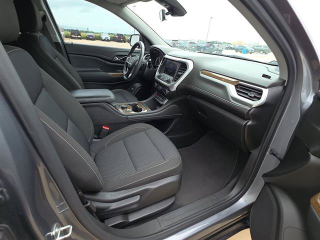 Used 2022 GMC Acadia SLE w/ Driver Convenience Package FWD image 16