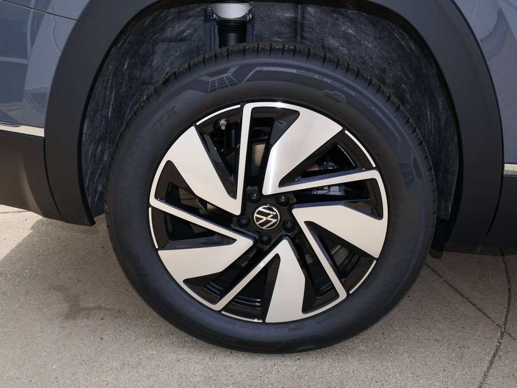 New 2026 Volkswagen Atlas SEL AWD/4WD image 9