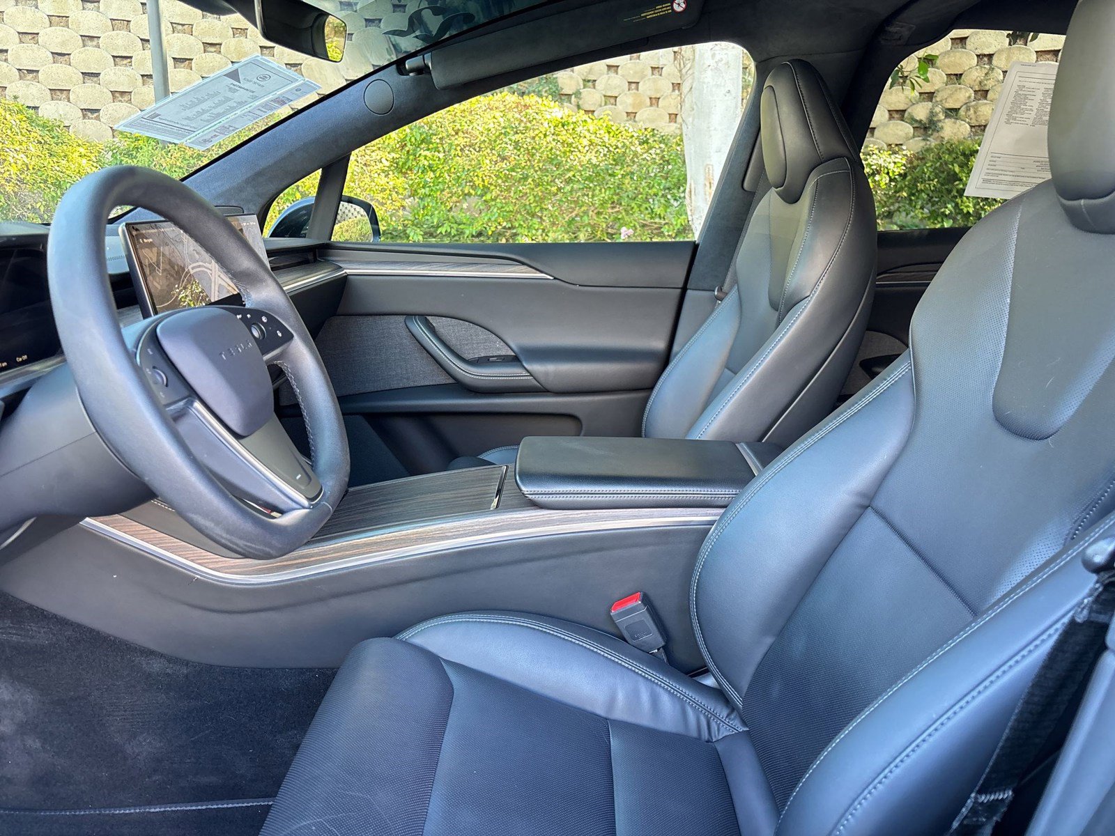 Used 2022 Tesla Model X image 5