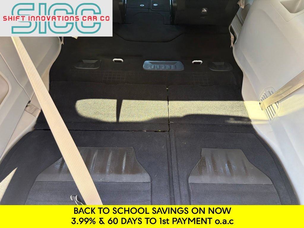 Used 2023 Chrysler Voyager LX FWD image 27