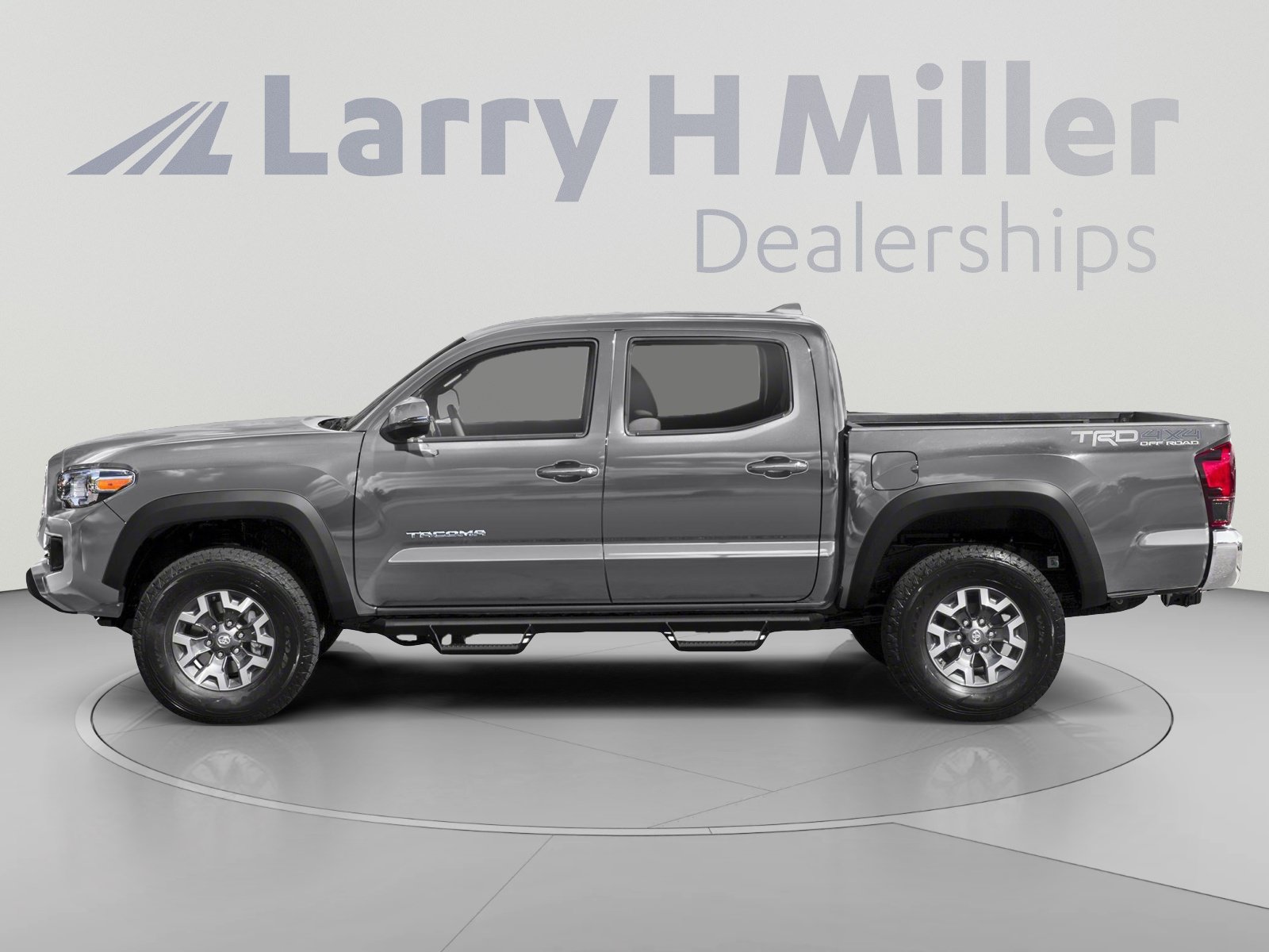 Used 2019 Toyota Tacoma TRD Off-Road AWD/4WD image 3