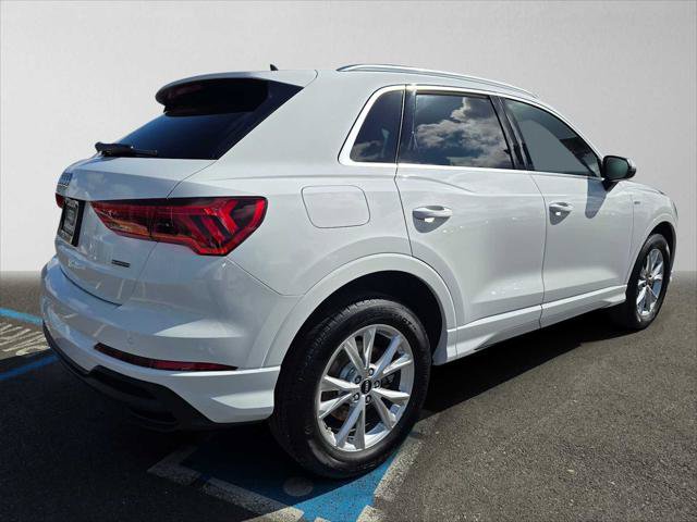 Used 2025 Audi Q3 2.0T Premium w/ Convenience Package AWD/4WD image 8