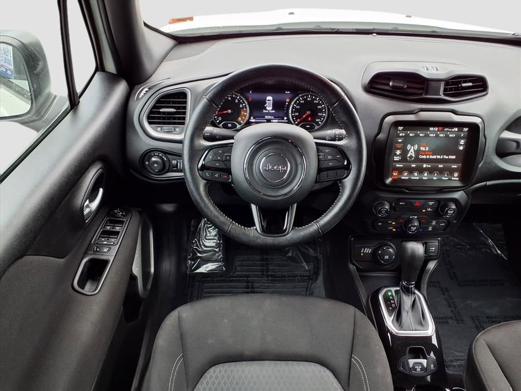 Used 2021 Jeep Renegade Latitude image 11