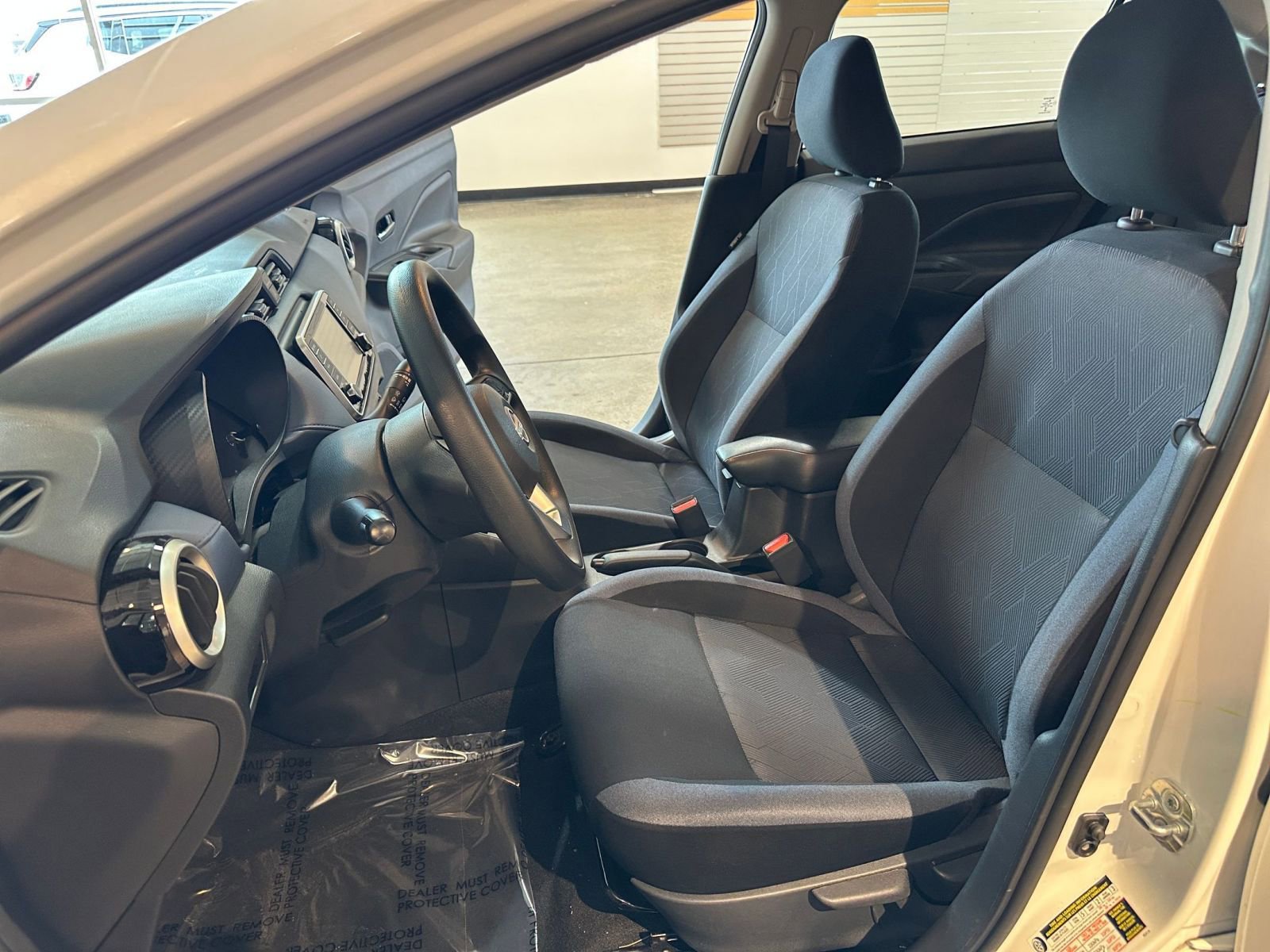 Used 2025 Nissan Versa SV image 25