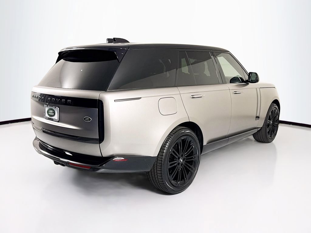 Used 2023 Land Rover Range Rover SE image 5