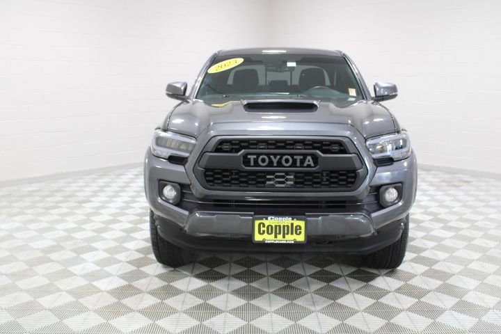 Used 2023 Toyota Tacoma TRD Sport image 2