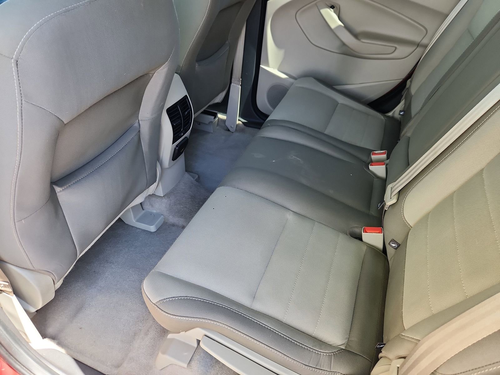 Used 2016 Ford Escape SE w/ Equipment Group 201A AWD/4WD image 11