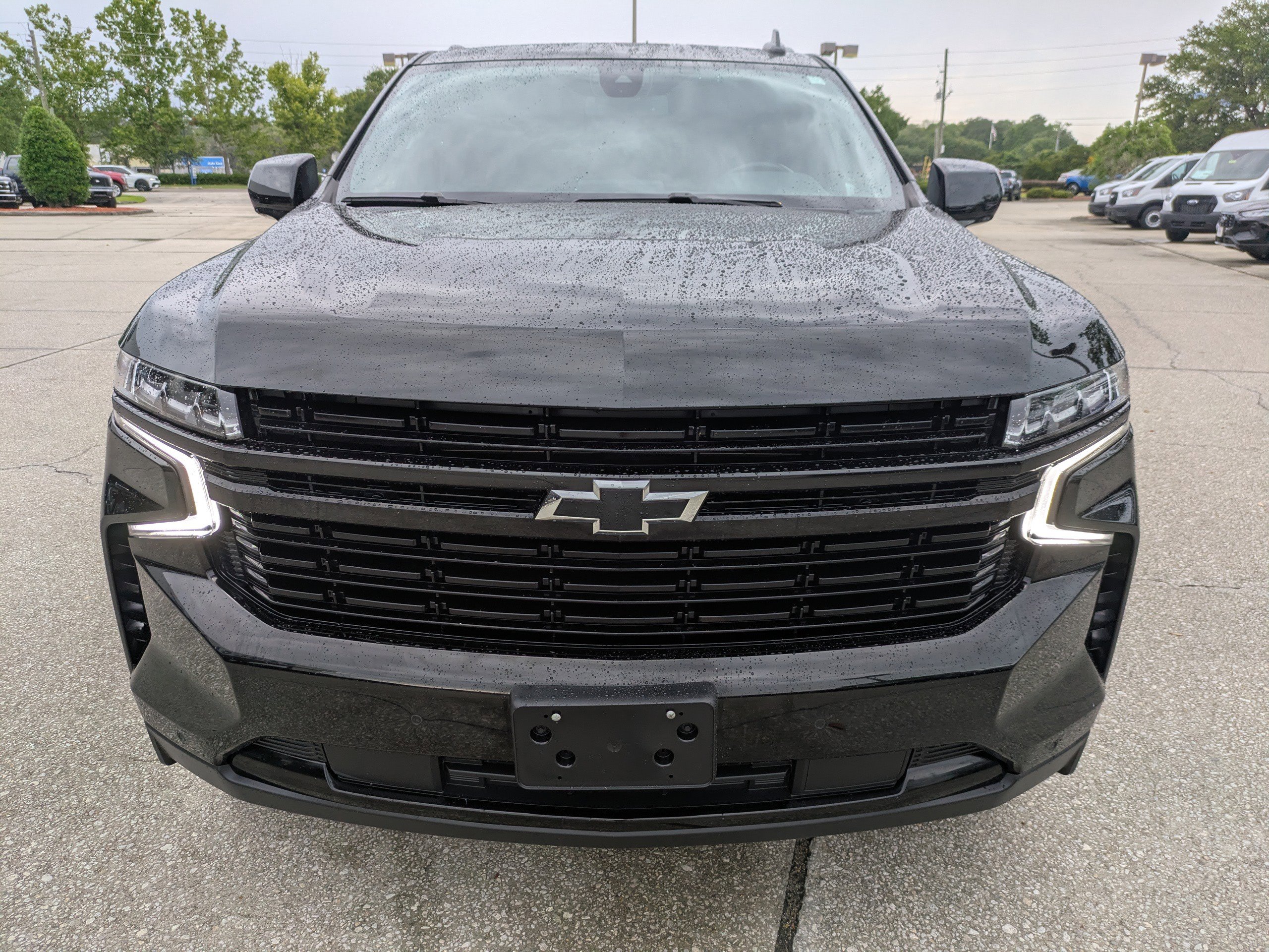 Used 2024 Chevrolet Suburban RST image 8