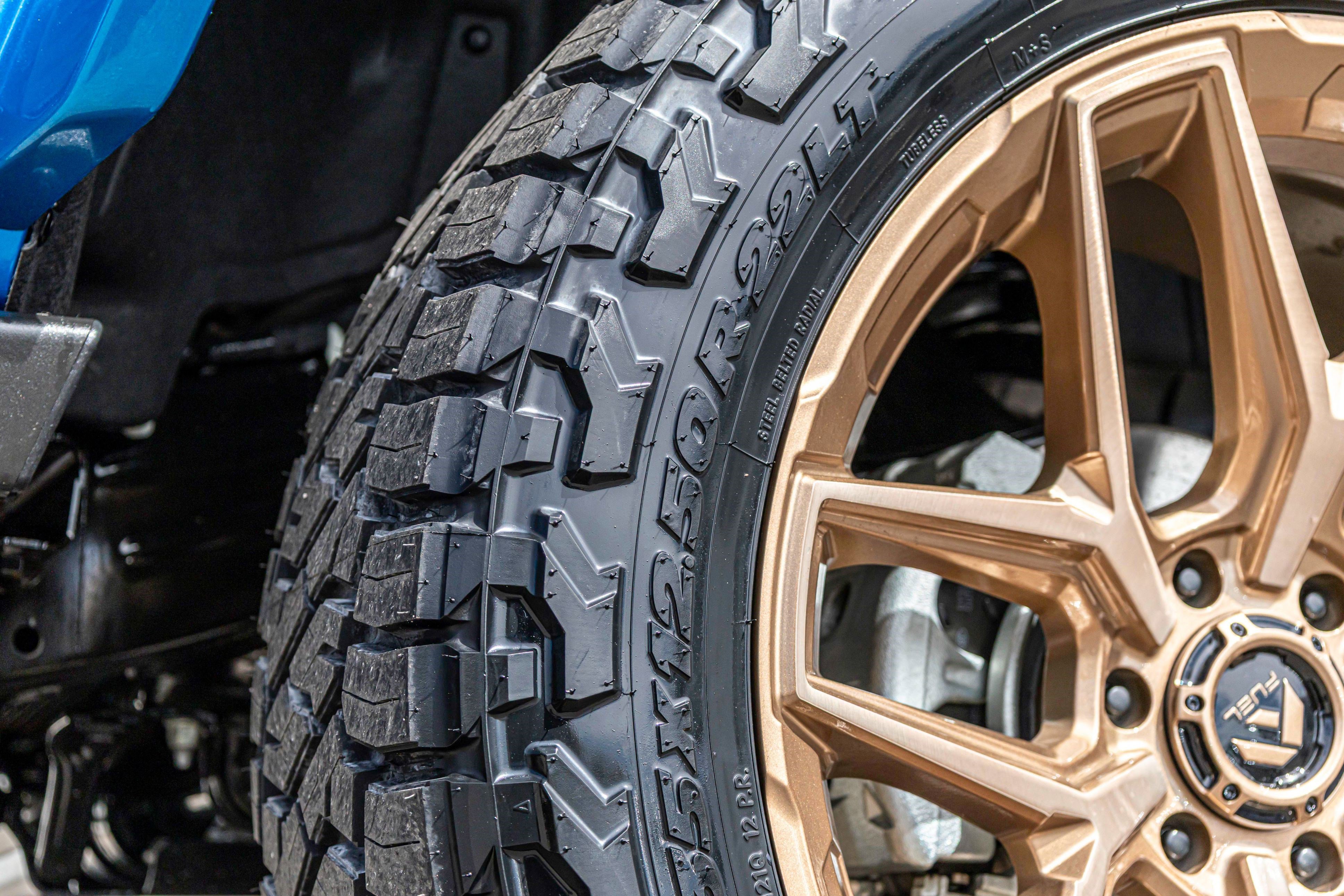 New 2025 Ford Bronco Badlands image 15