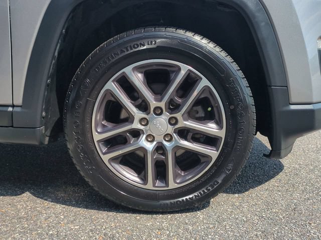 Used 2019 Jeep Compass Latitude w/ Popular Equipment Group FWD image 11