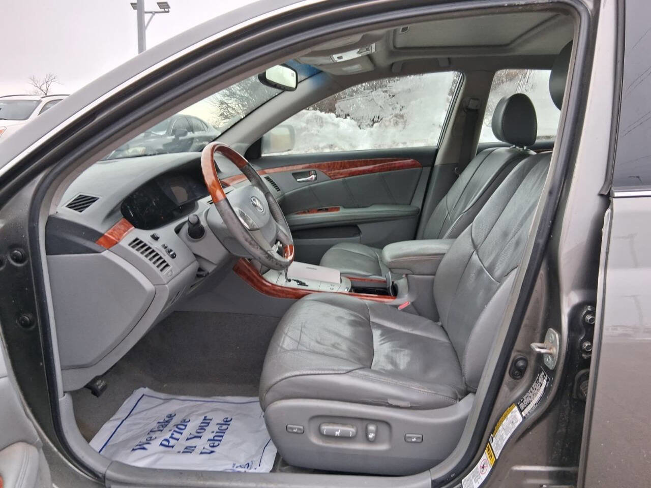 Used 2005 Toyota Avalon Limited image 9