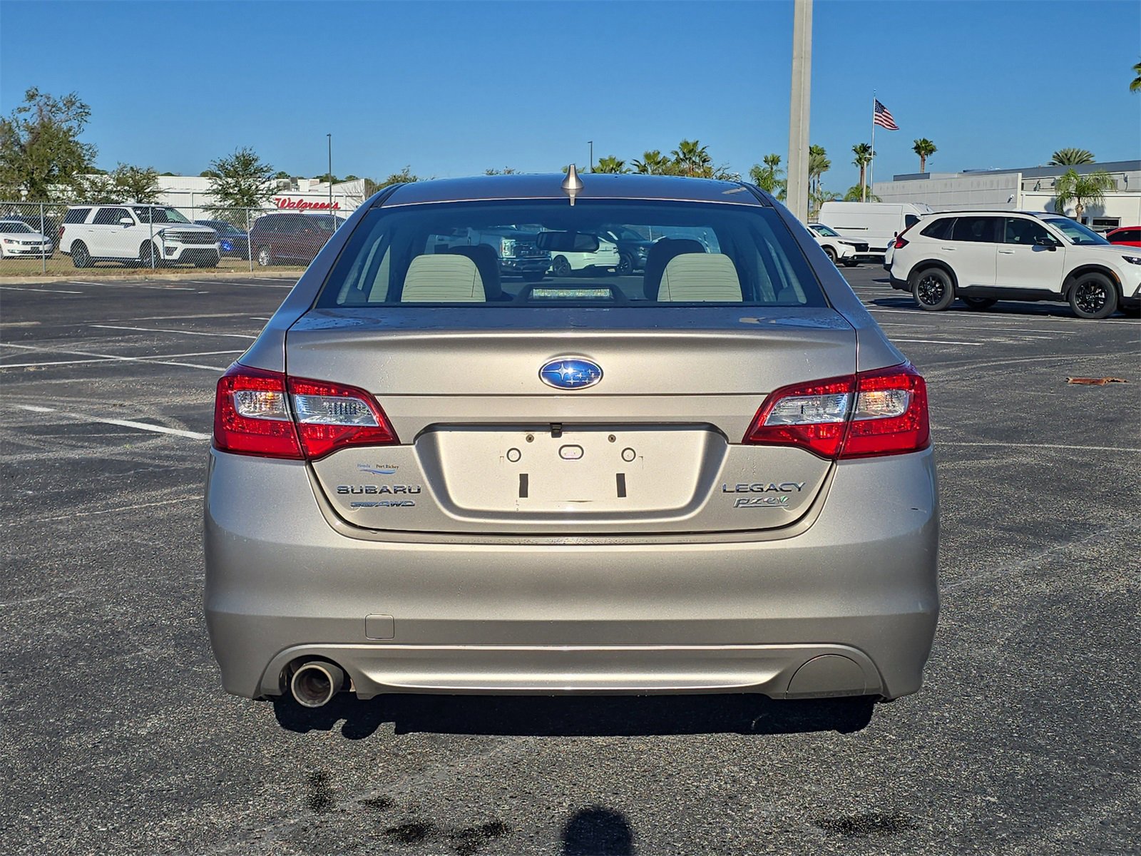 Used 2016 Subaru Legacy 2.5i Premium w/ Moonroof Package image 4