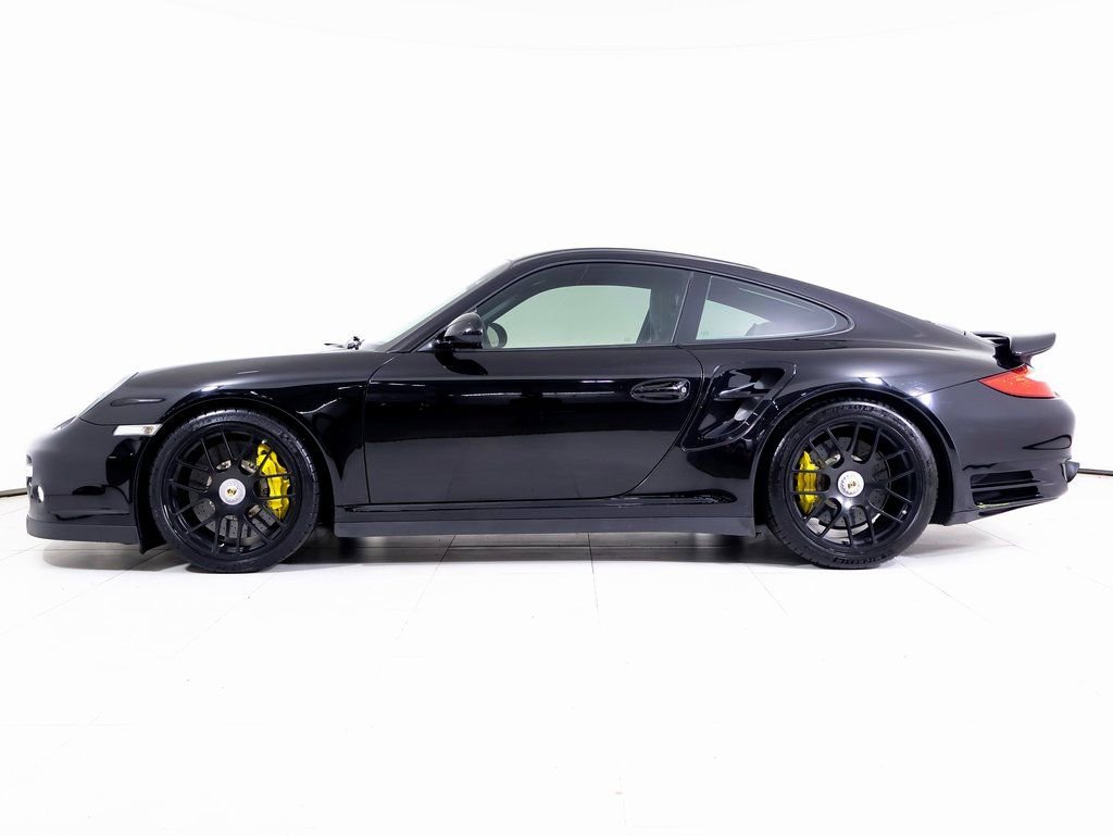 Used 2012 Porsche 911 Turbo S image 2
