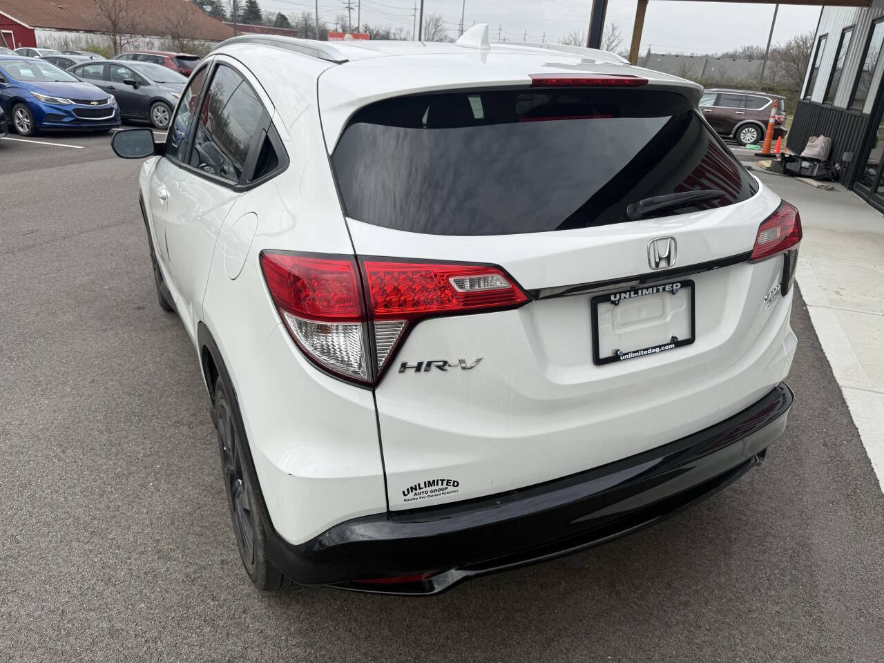 Used 2021 Honda HR-V Sport image 10
