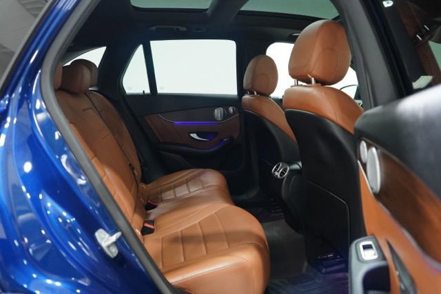 Used 2021 Mercedes-Benz GLC 300 4MATIC image 37