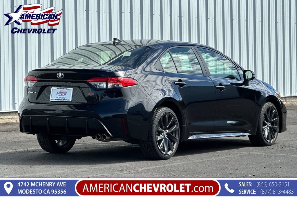 Used 2024 Toyota Corolla SE w/ SE Premium Package FWD image 4