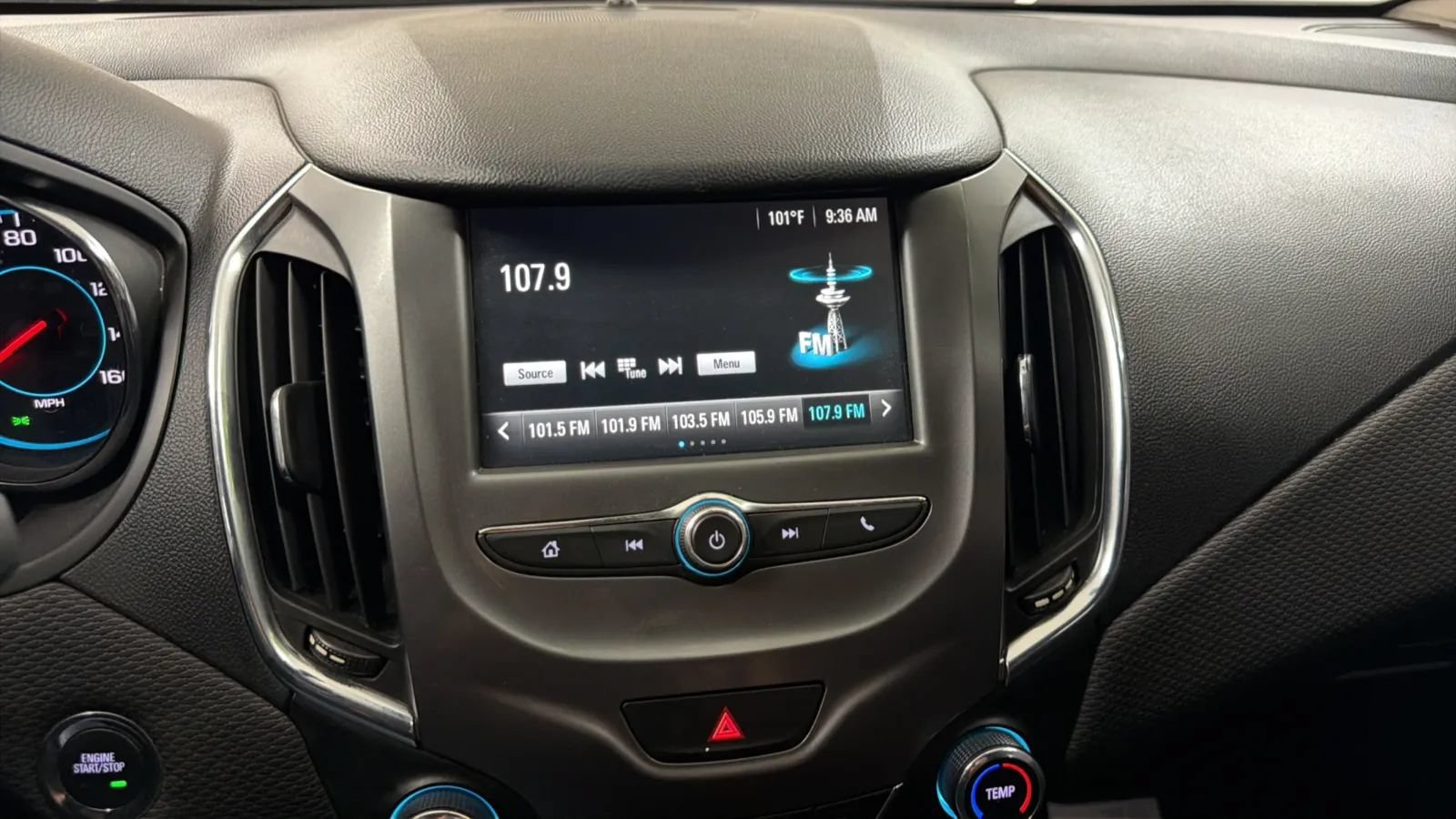 Used 2017 Chevrolet Cruze LT w/ Convenience Package FWD image 13