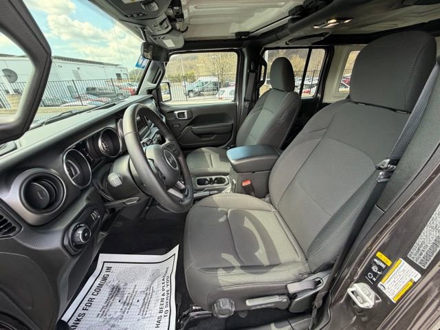 Used 2023 Jeep Wrangler Willys image 31