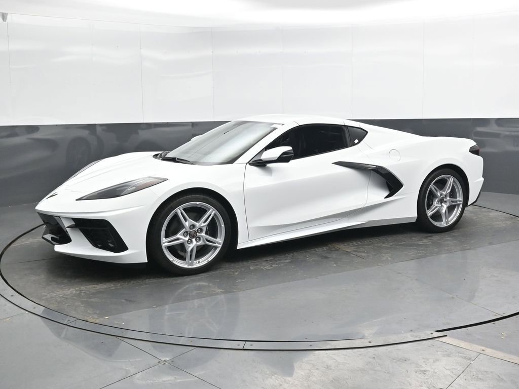 Used 2022 Chevrolet Corvette Stingray Coupe w/ 1LT RWD image 8