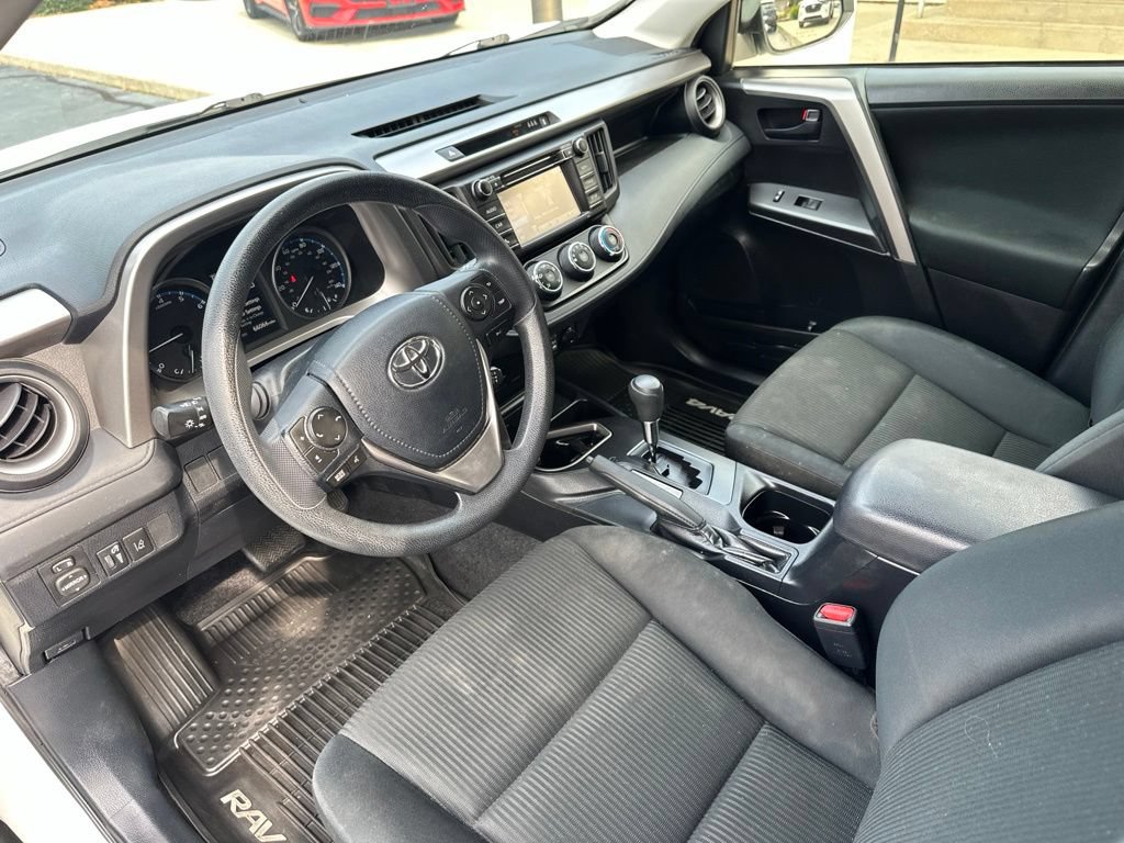 Used 2018 Toyota RAV4 LE w/ All Weather Liner Package FWD image 9