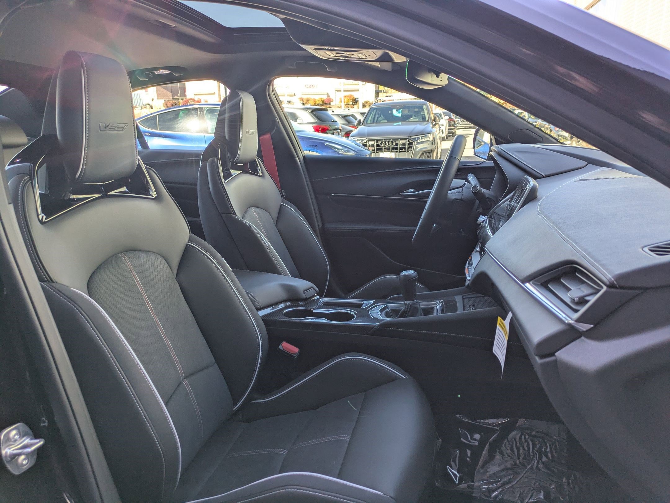 Used 2025 Cadillac CT4 V Blackwing w/ Carbon Fiber 1 Package image 27