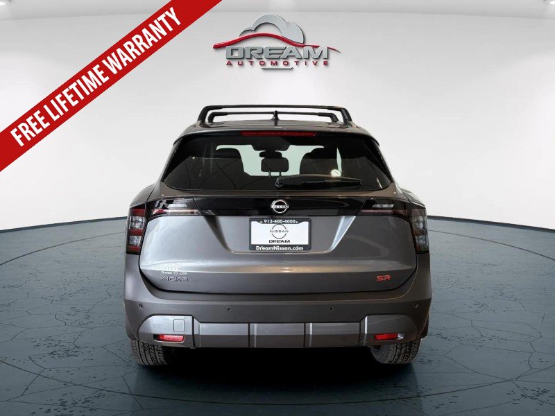 New 2026 Nissan Kicks SR w/ Cold Weather Package FWD image 16