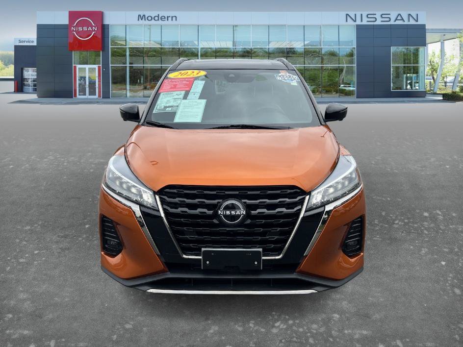 Certified 2023 Nissan Kicks SR w/ SR Premium Package FWD image 2