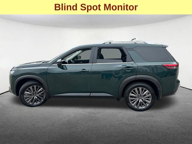 Used 2023 Nissan Pathfinder SL w/ SL Premium Package AWD/4WD image 6