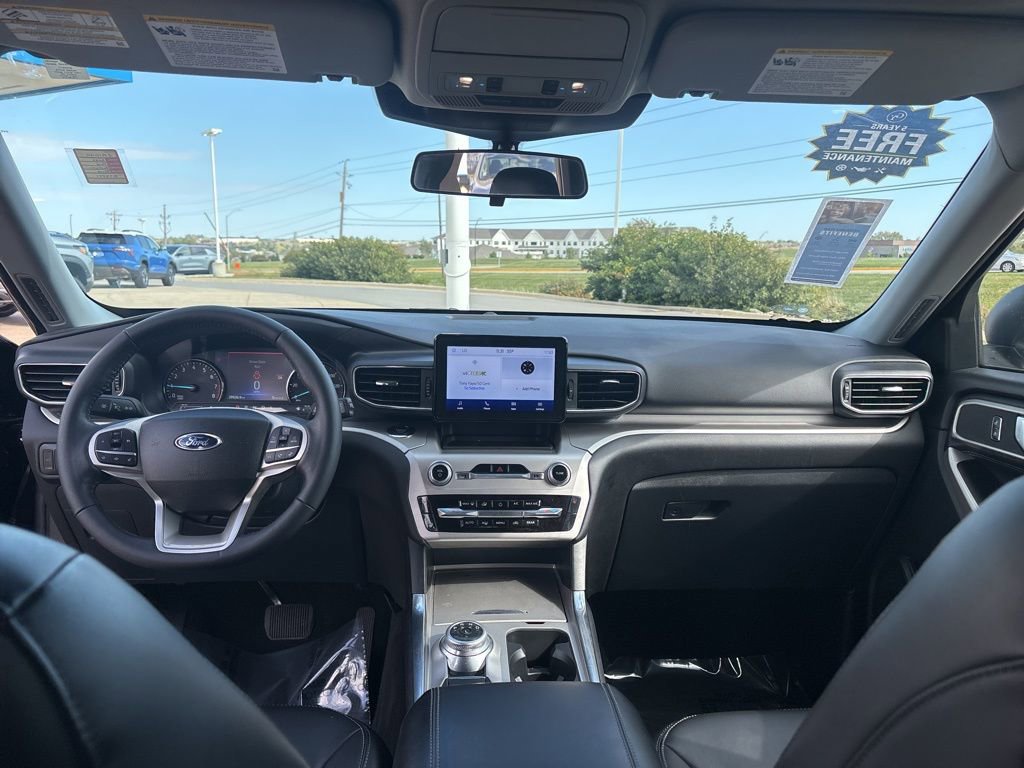 Used 2022 Ford Explorer XLT w/ Equipment Group 202A image 40