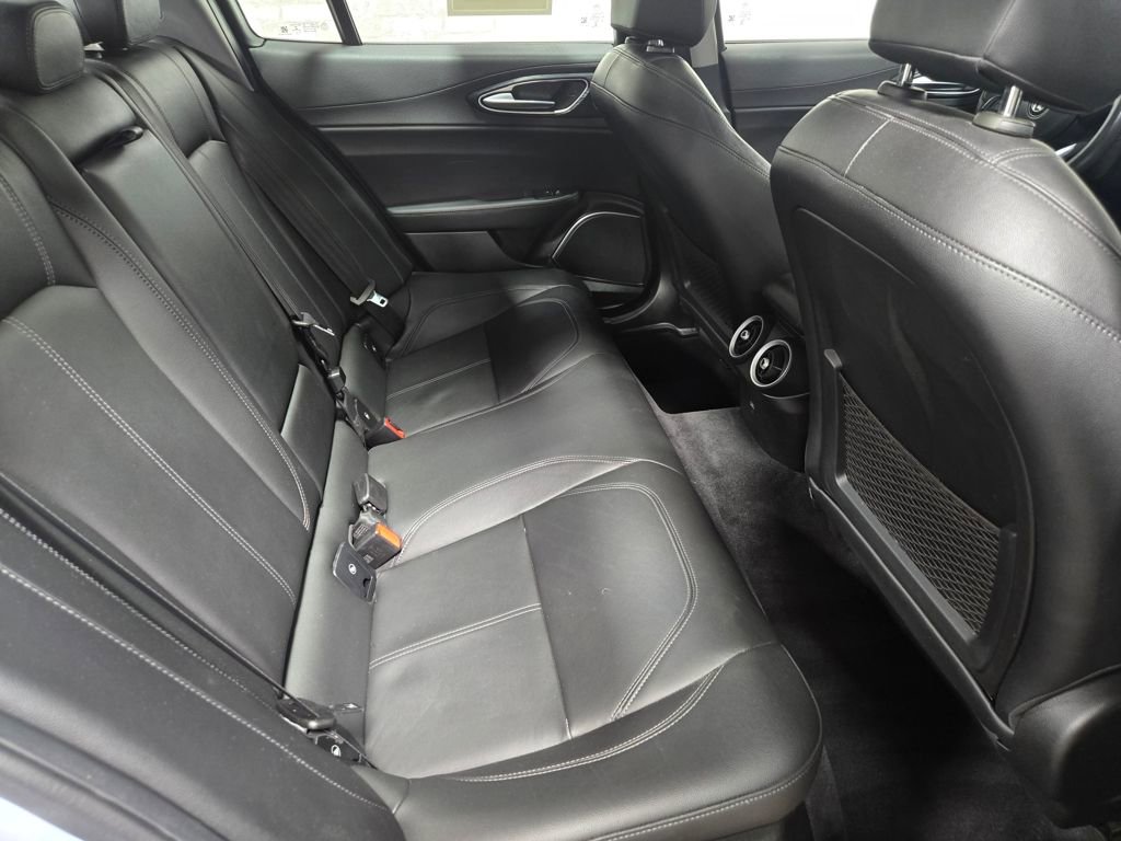 Used 2021 Alfa Romeo Giulia Sprint w/ Nero Edizione image 48