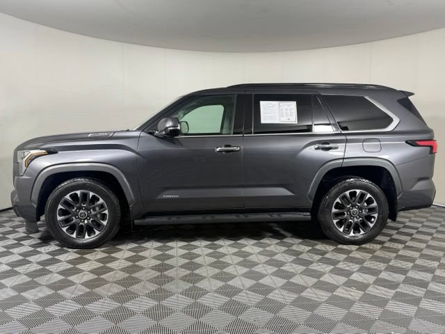 Used 2023 Toyota Sequoia Limited w/ Tow Technology Package AWD/4WD image 3