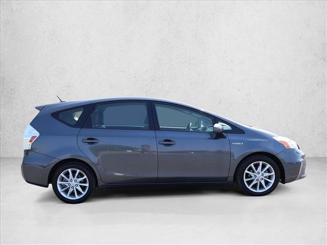Used 2012 Toyota Prius V Five FWD image 4