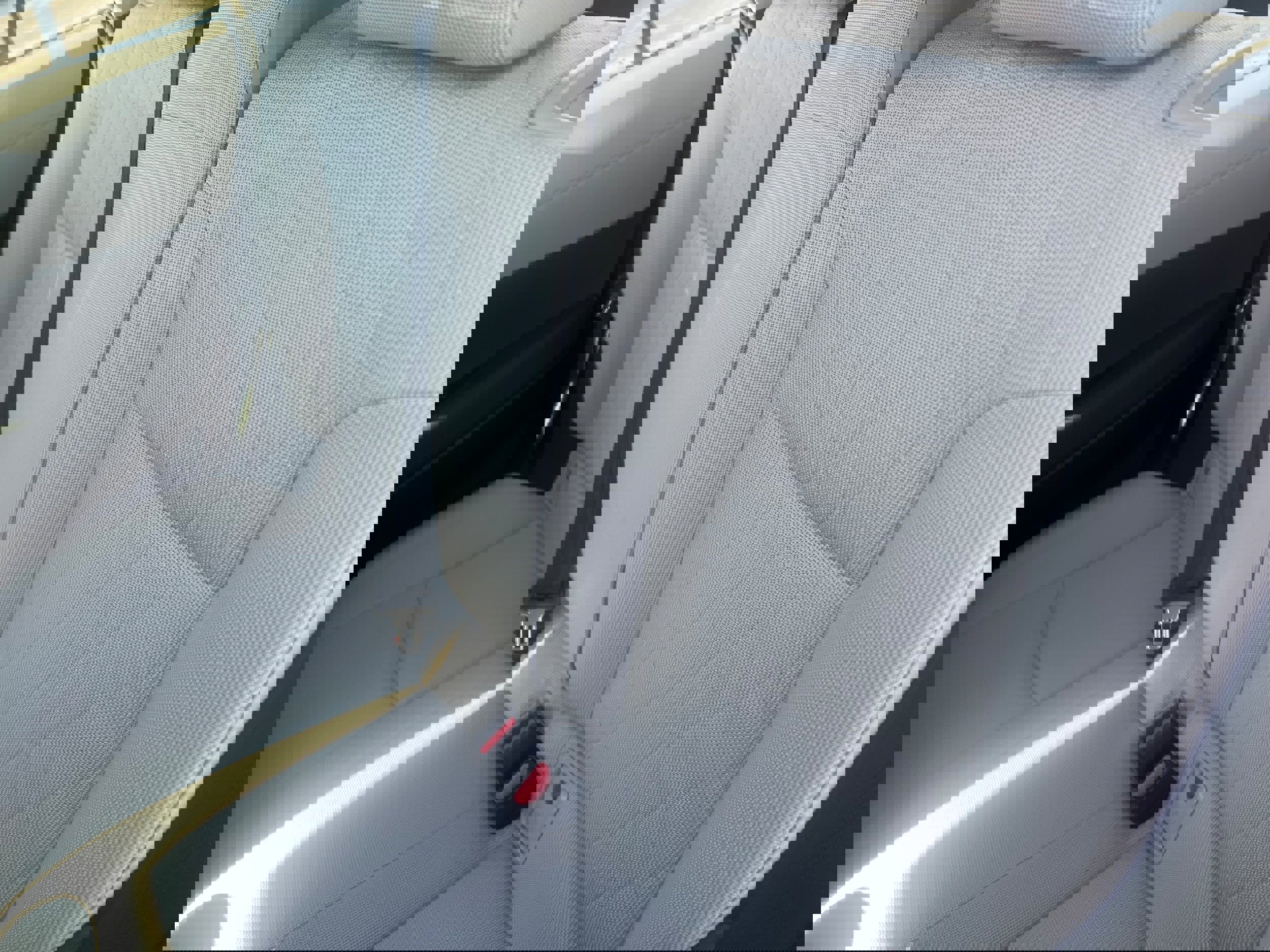 Used 2023 Toyota Corolla Cross L image 14