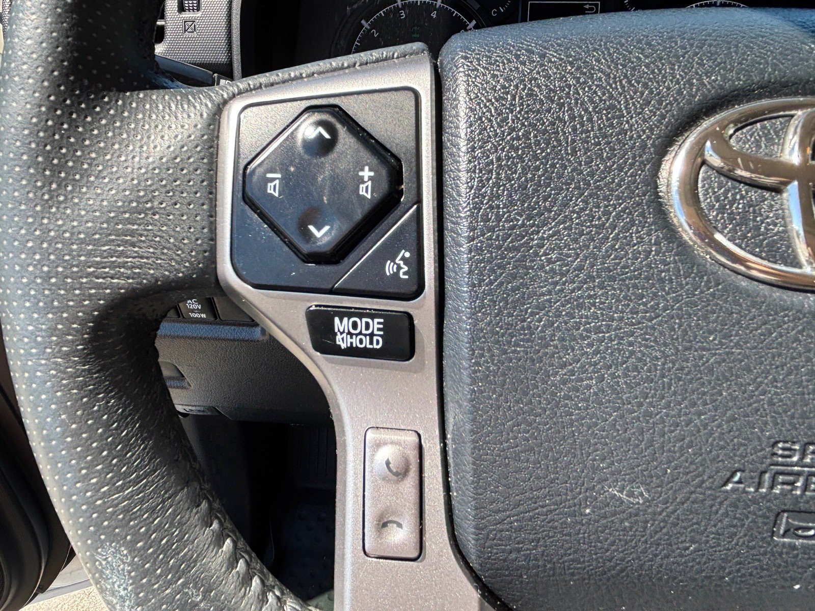 Used 2021 Toyota 4Runner SR5 Premium w/ Moonroof Package AWD/4WD image 22