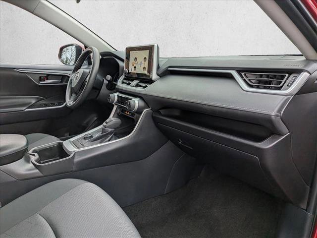 Used 2025 Toyota RAV4 XLE image 19