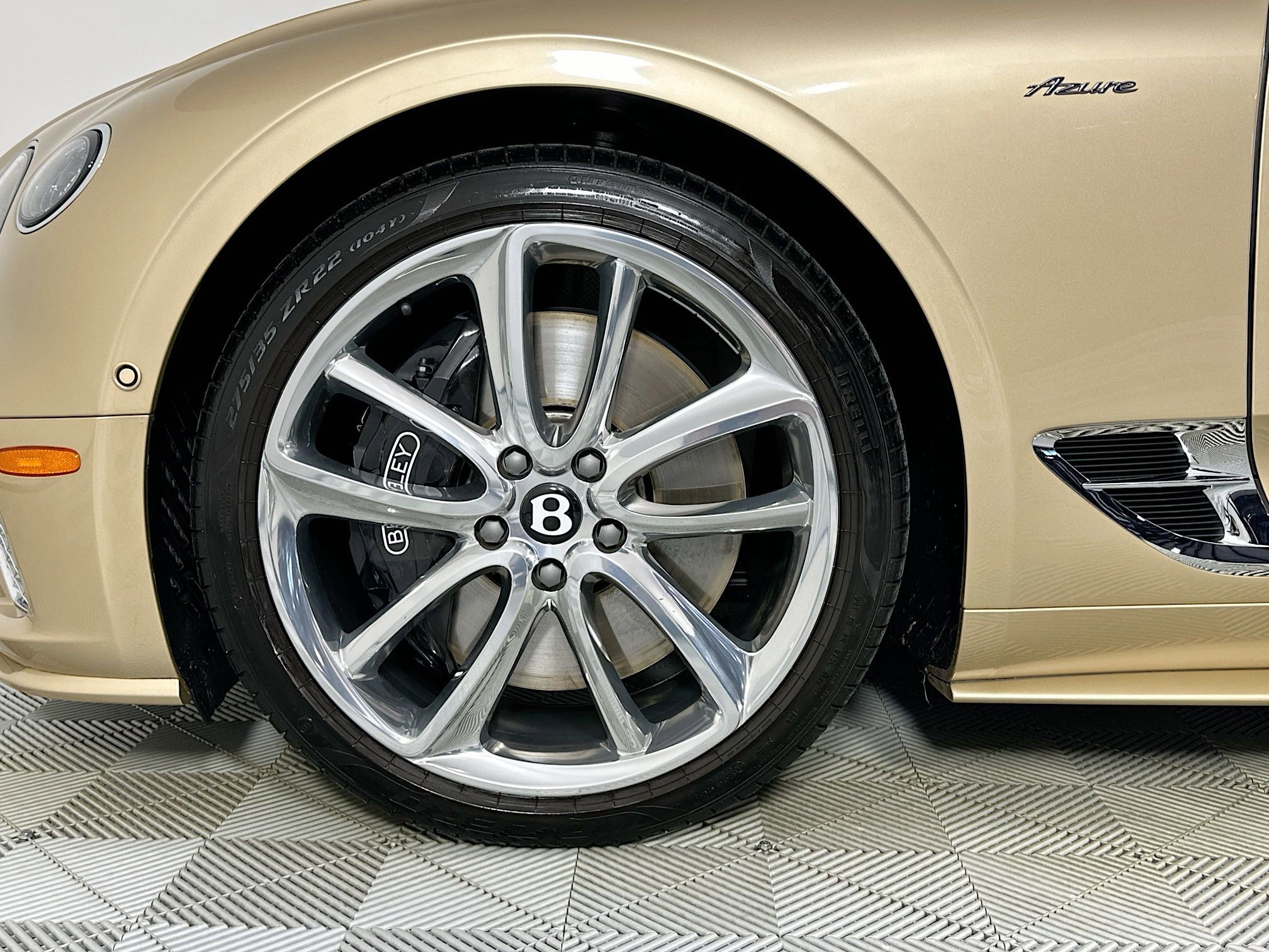 Certified 2023 Bentley Continental GT V8 AWD/4WD image 6