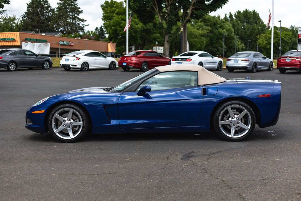 Used 2005 Chevrolet Corvette Convertible w/ Preferred Equipment Group RWD image 11