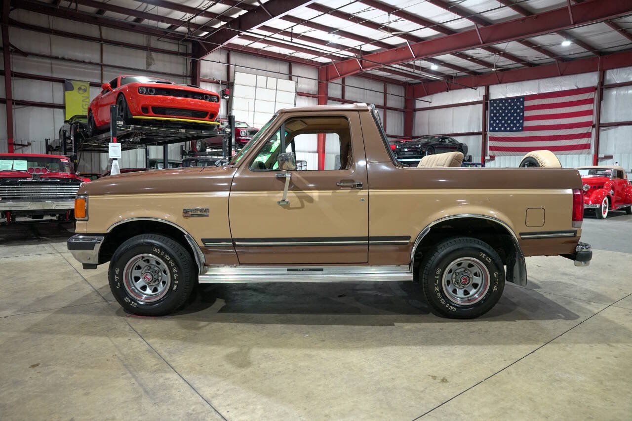 Used 1987 Ford Bronco AWD/4WD image 4