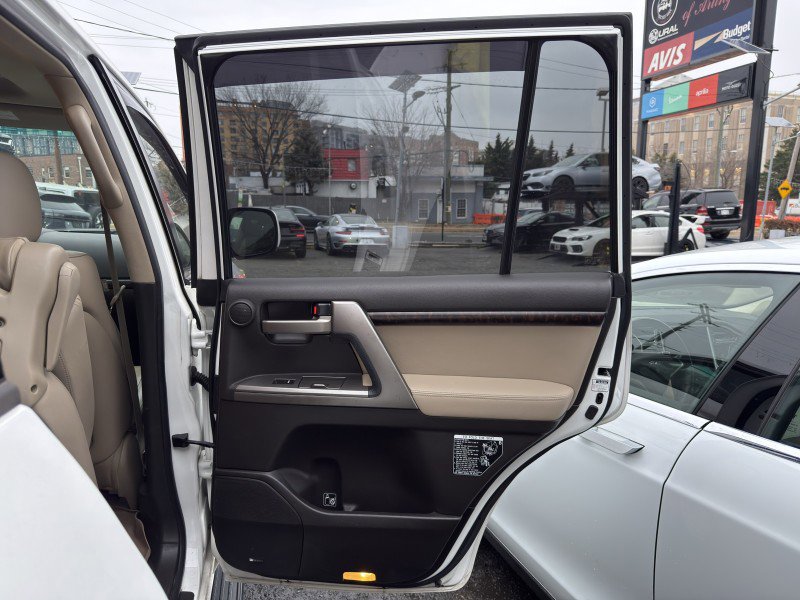 Used 2011 Toyota Land Cruiser 4WD image 25