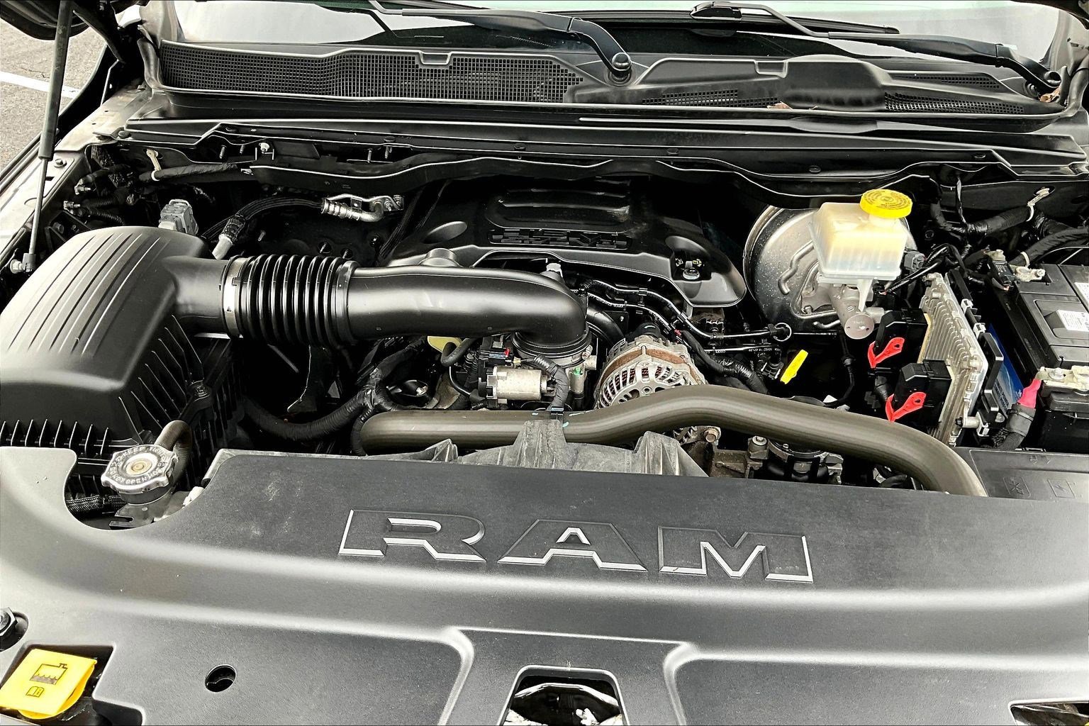 Used 2019 RAM 1500 Laramie image 32