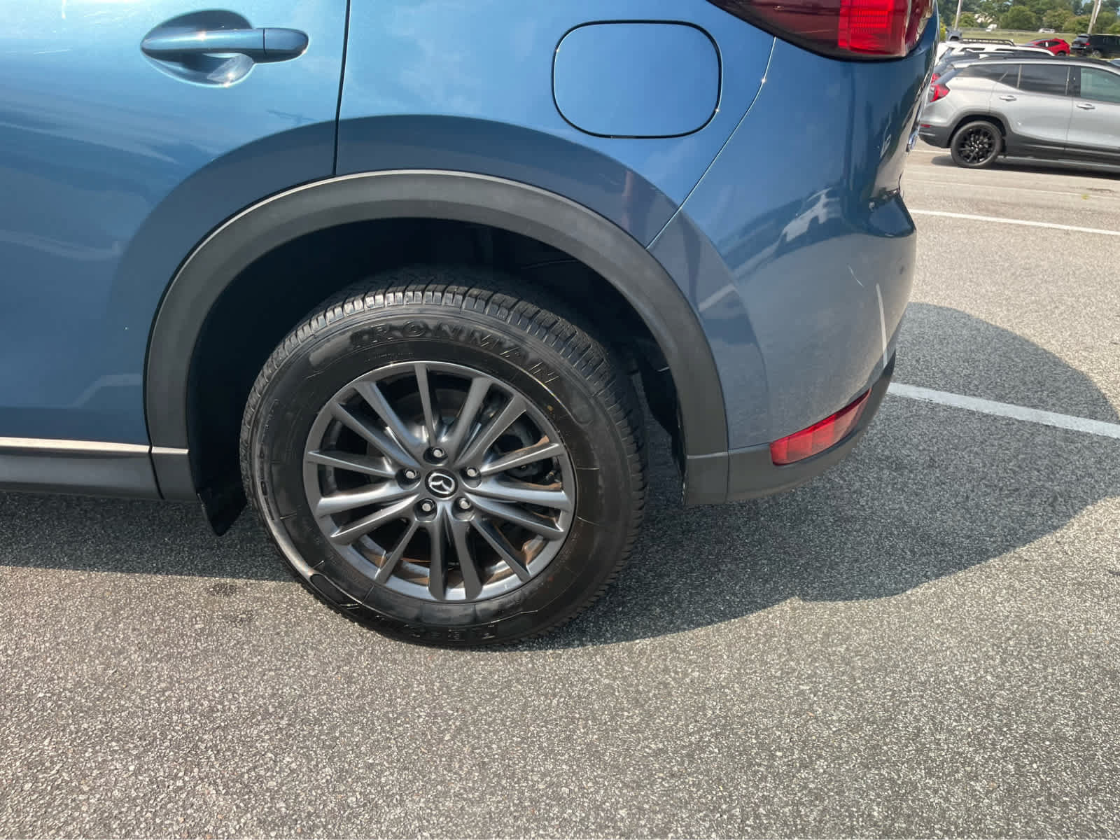 Used 2021 MAZDA CX-5 Touring FWD image 8