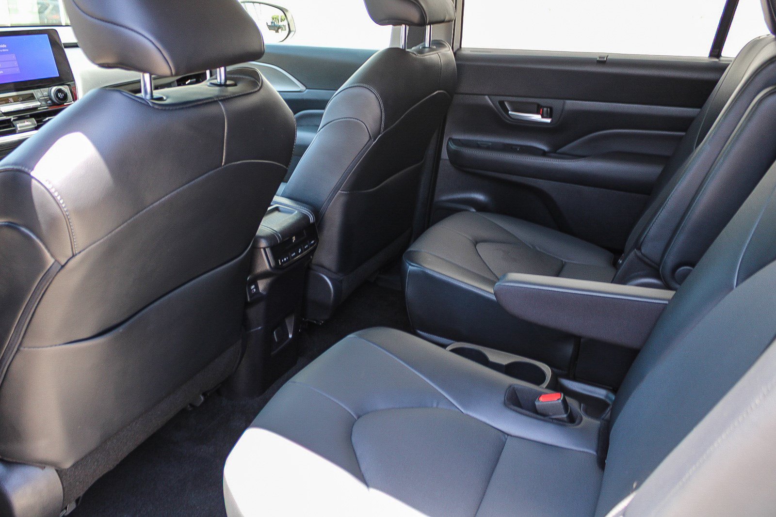Certified 2024 Toyota Grand Highlander AWD Hybrid image 20