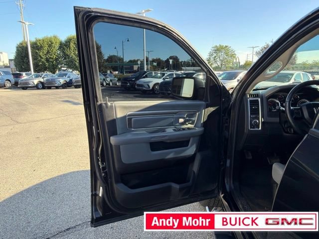 Used 2017 RAM 1500 Big Horn RWD image 23