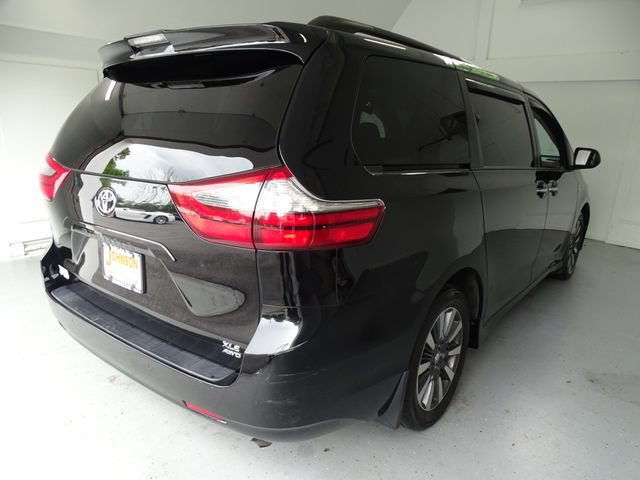 Used 2020 Toyota Sienna XLE Premium AWD/4WD image 21